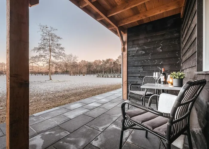 Hof Bed & Breakfast 3*